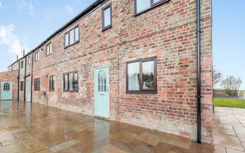 outside view of holiday cottage 5 at epworth fields holiday park in lincolnshire