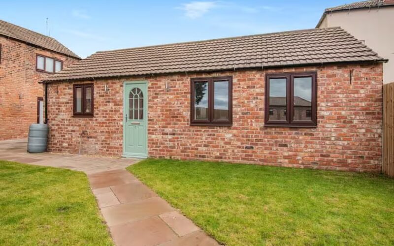 front of holiday cottage 2 at epworth fields holiday park in lincolnshire