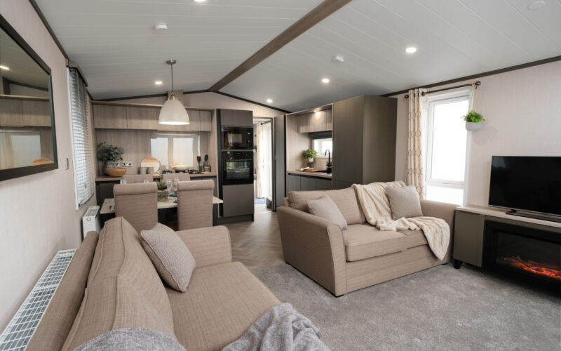 lakewood- lounge in a holiday lodge to rent at epworth fields holiday park in north lincolnshire