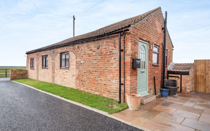 outside of holiday cottage 1 at epworth fields holiday park in lincolnshire